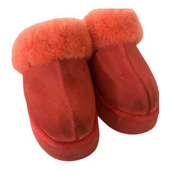 UGG DISQUETTE WOMEN SLIPPERS SUEDE HIBISCUS PINK US 7 - Picture 1 of 8